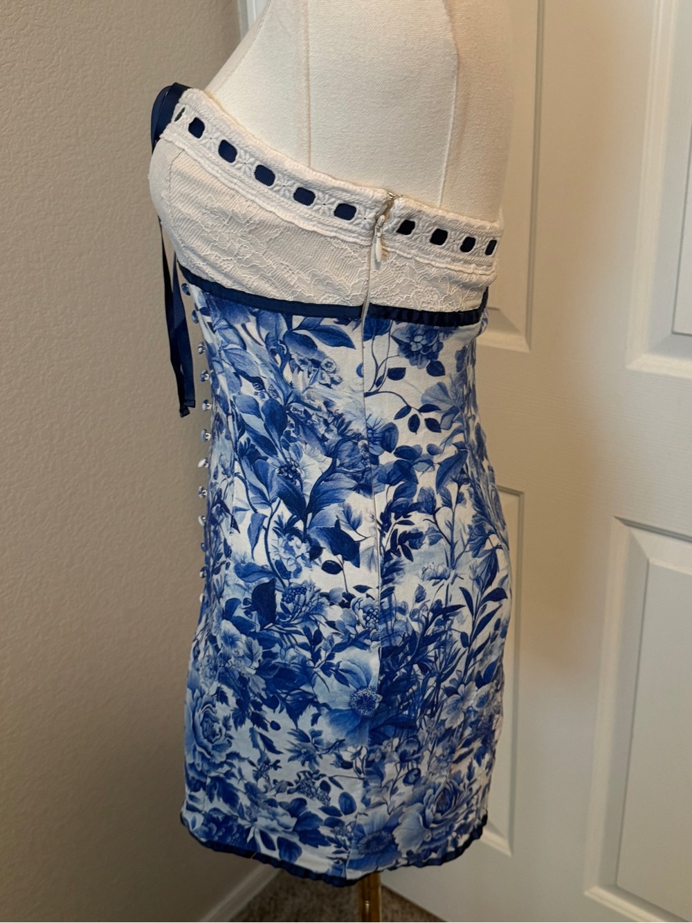 Strapless Blue & White Floral Mini Dress - Picture 4 of 5